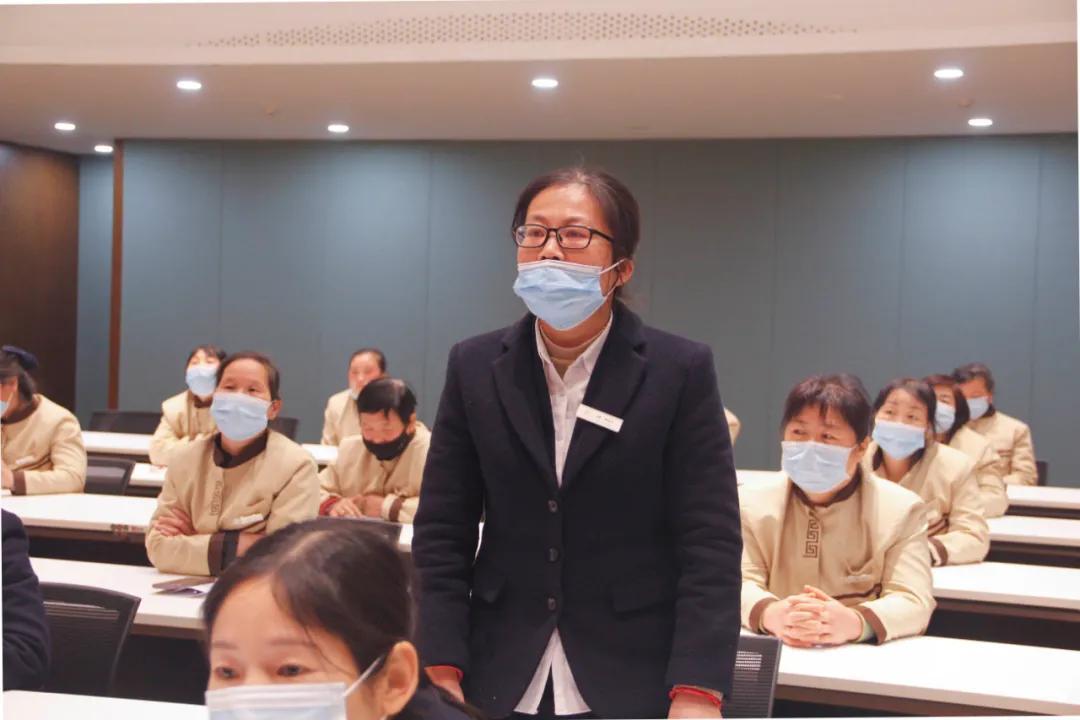 易舒洁免洗手消毒液 第235页