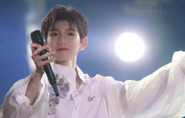 许深黎晚最新,许深黎晚最新,一场心灵之旅的邂逅与别离,许深黎晚的心灵之旅,邂逅与别离的浪漫故事