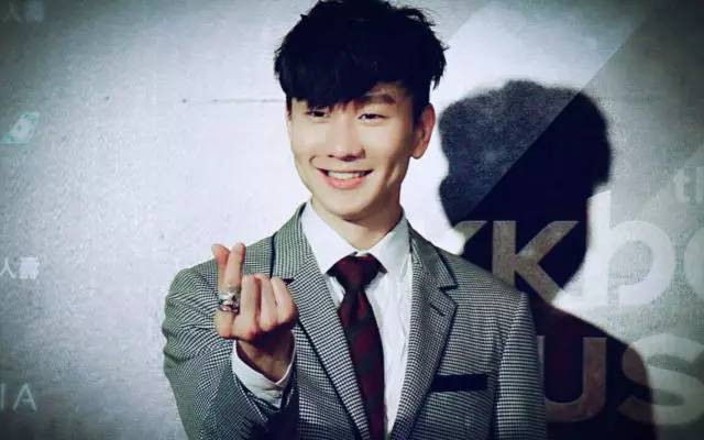 许深黎晚最新,许深黎晚最新,一场心灵之旅的邂逅与别离,许深黎晚的心灵之旅,邂逅与别离的浪漫故事