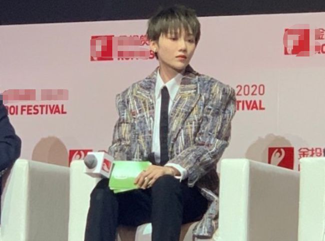 刘雨昕最新采访,刘雨昕,星光璀璨,梦想翱翔,刘雨昕星光闪耀之旅,梦想翱翔的璀璨之旅