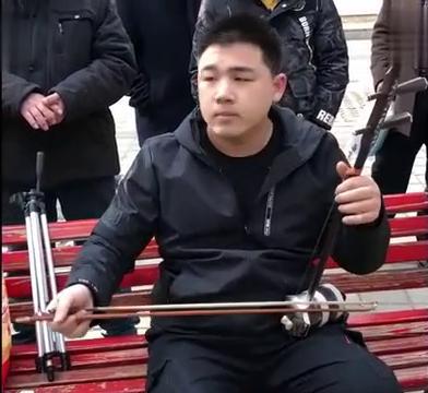 最新的二胡,探索最新二胡的魔力之旅,探索二胡新魔力,最新二胡之旅