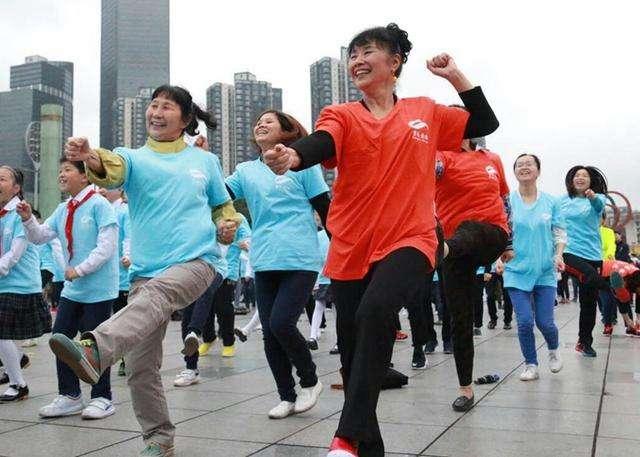 重庆轮滑比赛,重庆轮滑比赛,热血激情,展现青春风采,重庆轮滑比赛,热血激情,青春风采的展现